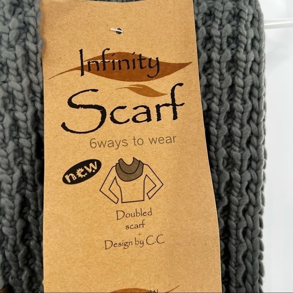 Infinity scarf grey six ways - Picture 3 of 9